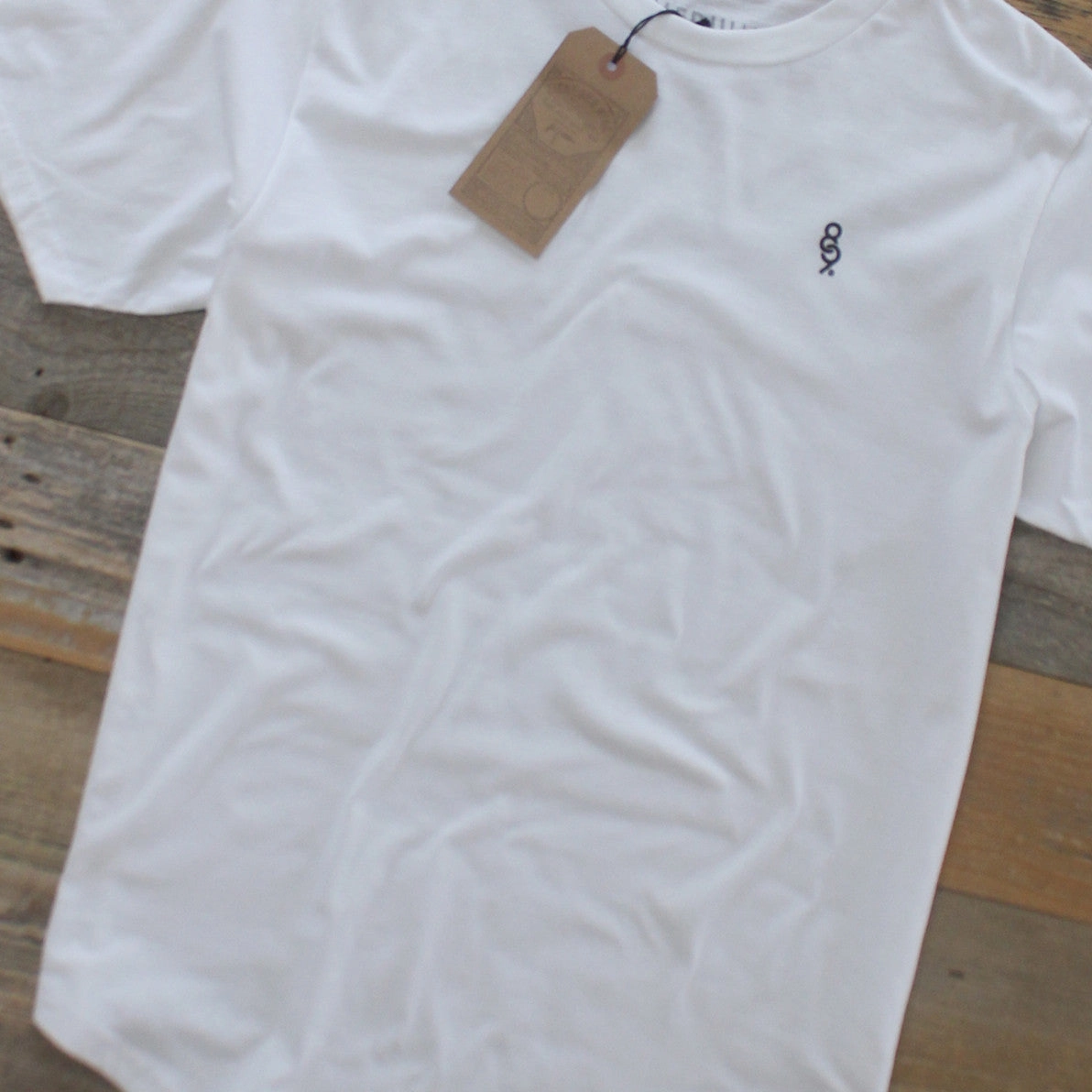 Curved Hem Mini Keys Shirt White