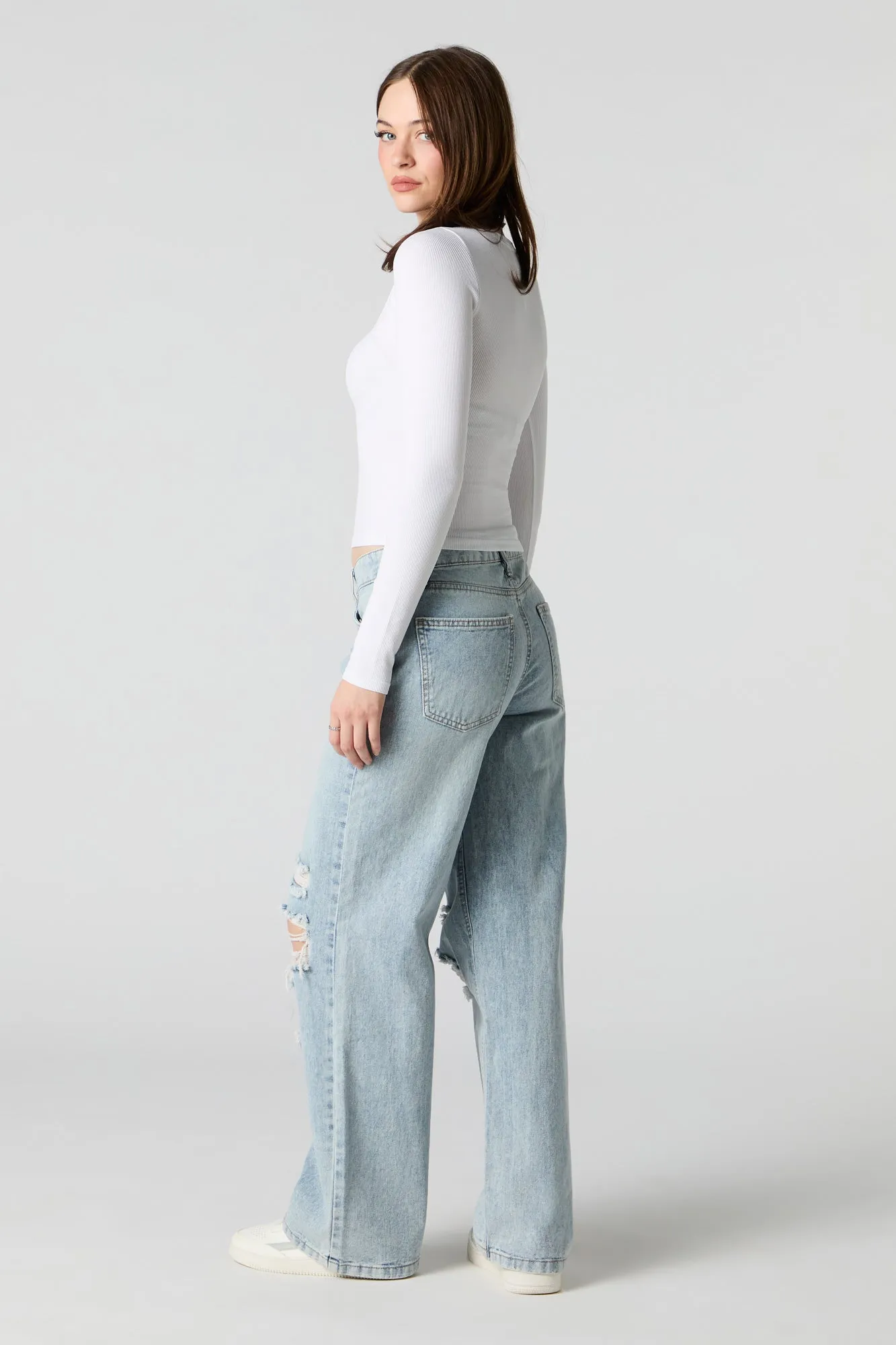 Distressed Light Wash Low Rise Wide Leg Jean