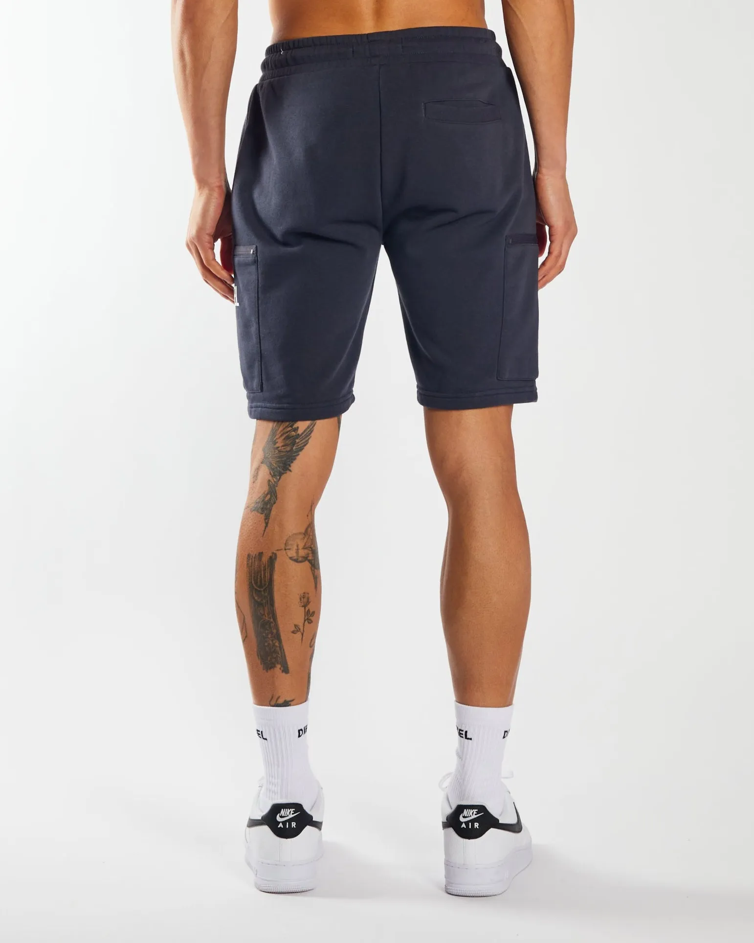 Ekram Short Carbon Grey