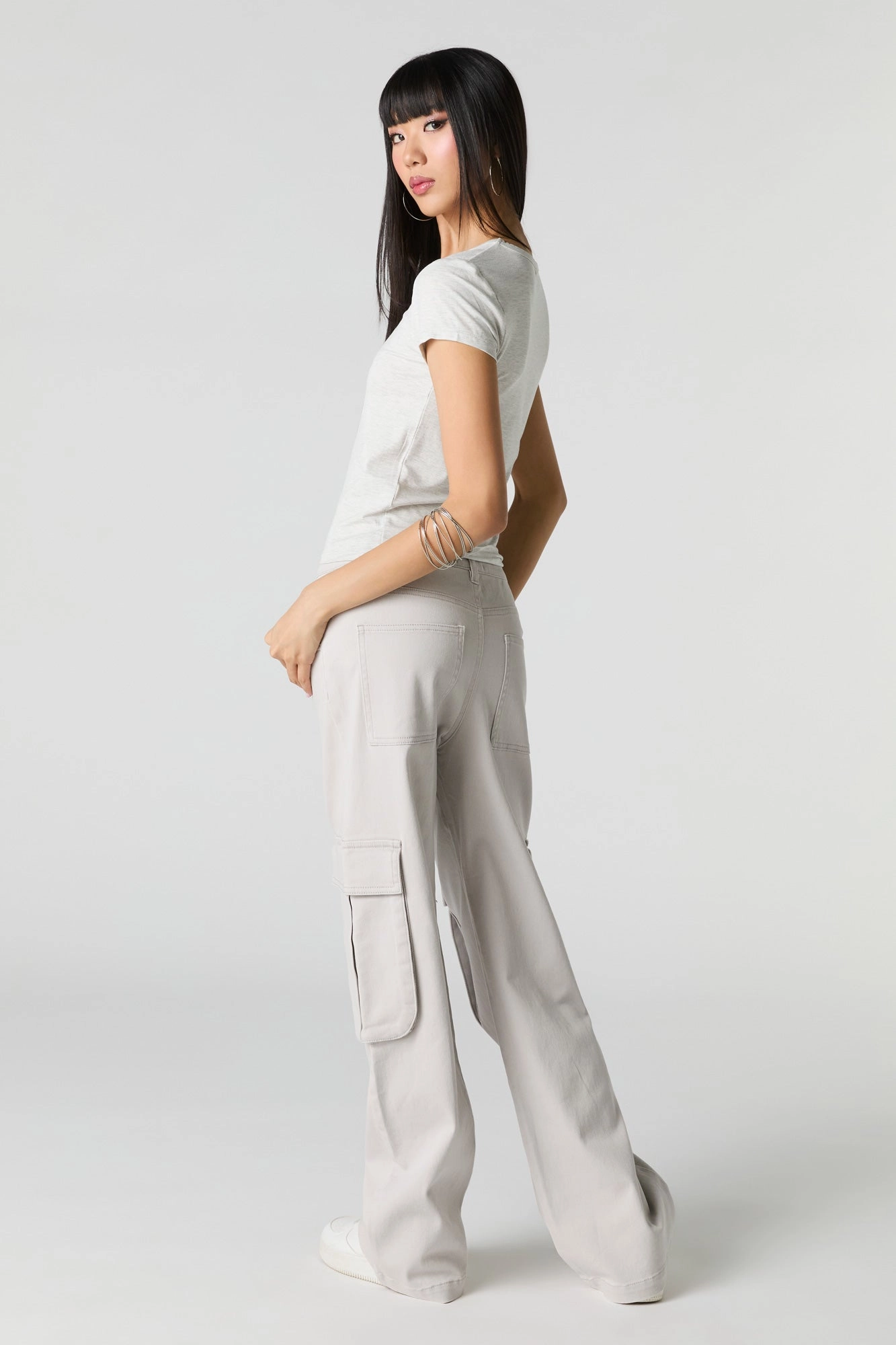 Jean à taille basse cargo baggy en denim extensible