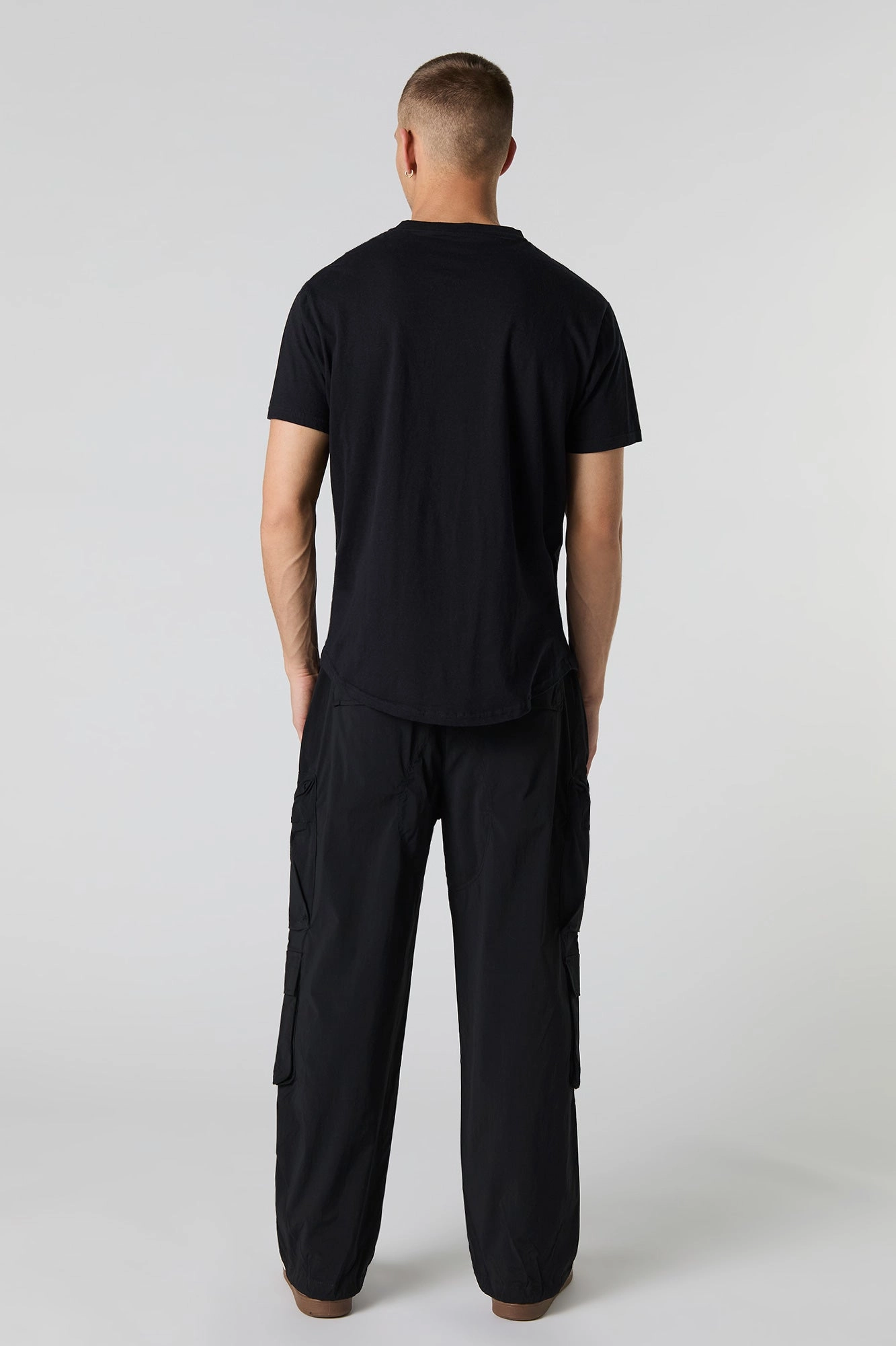 Pantalon cargo en nylon avec poche à glissière