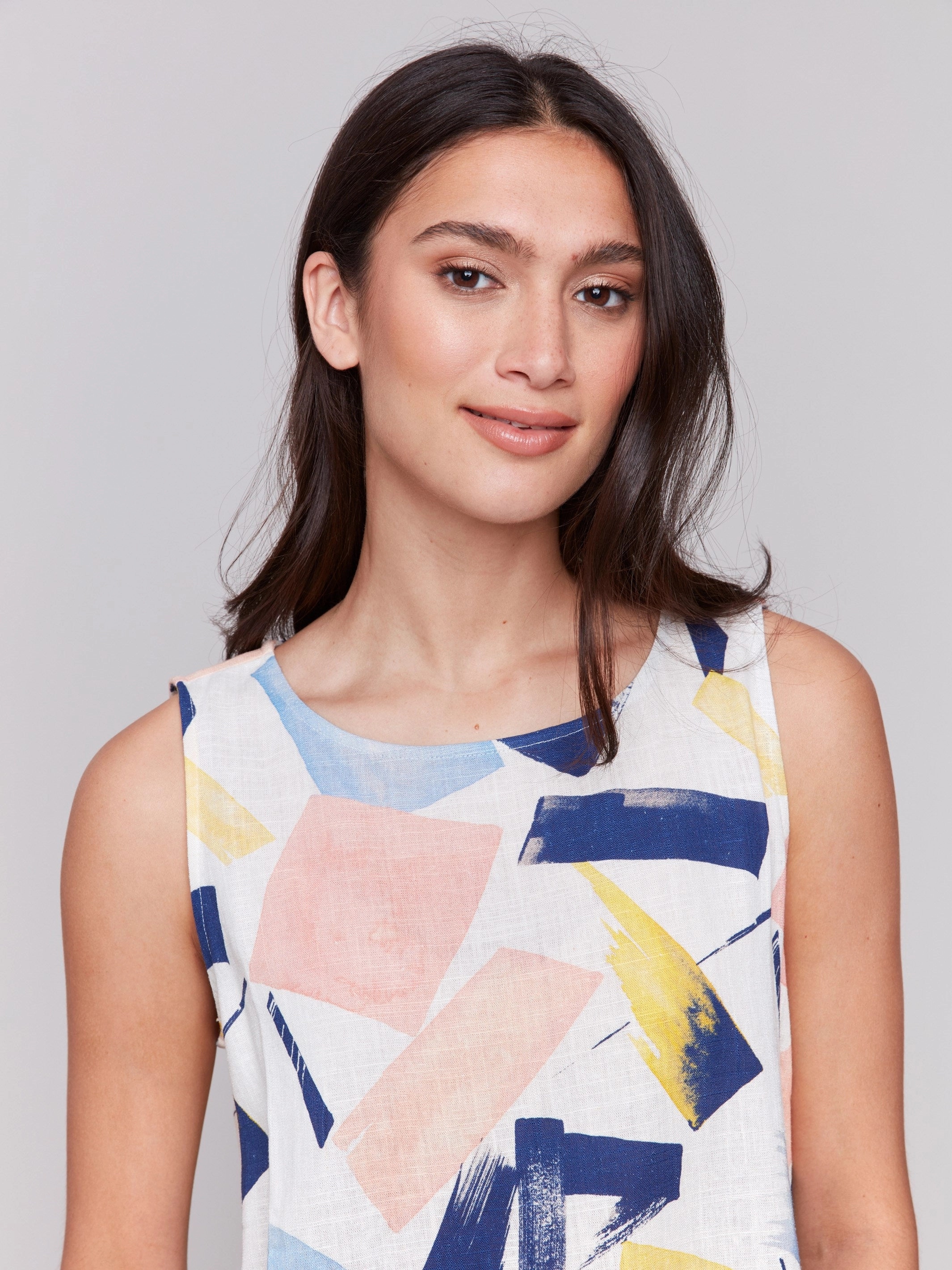 Printed Sleeveless Top with Rounded Hem - Abstract