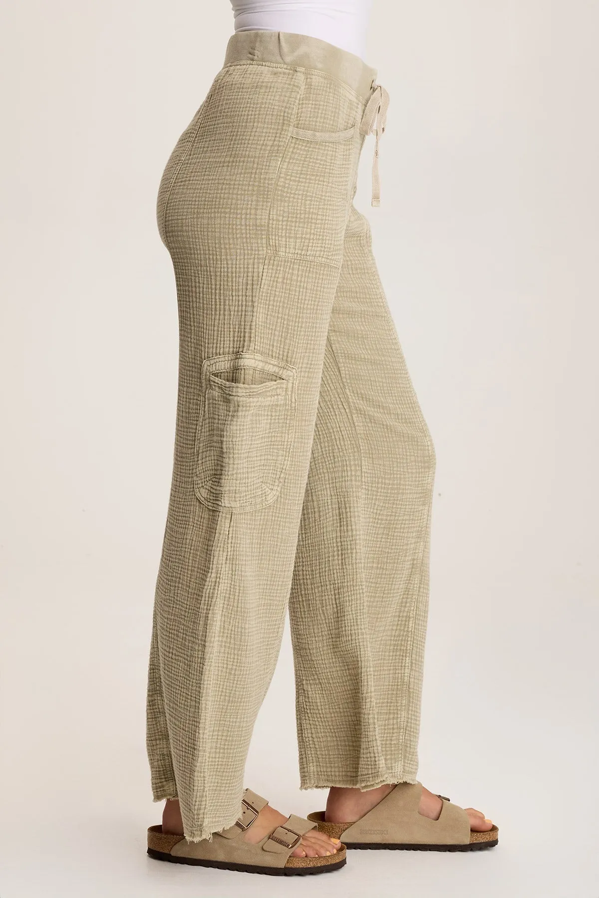 Rizal Gauze Pocket Flare Pant