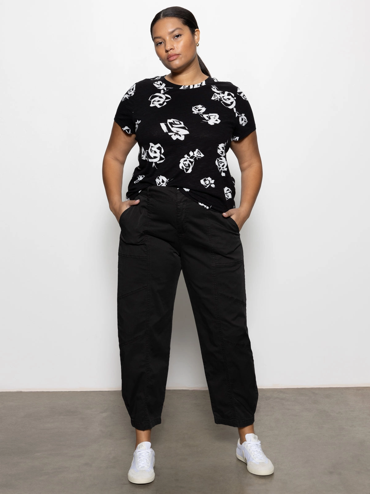 Sahara Tapered Standard Rise Pant Black Extended Sizing