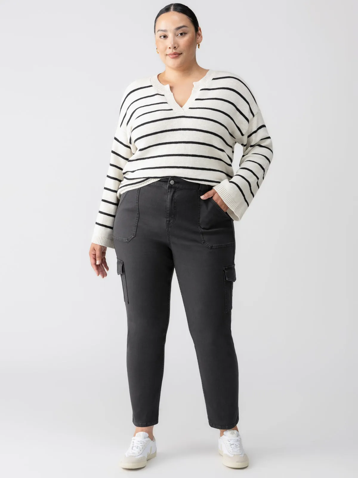 Sculpted Hayden Cargo Standard Rise Pant Black Extended Sizing