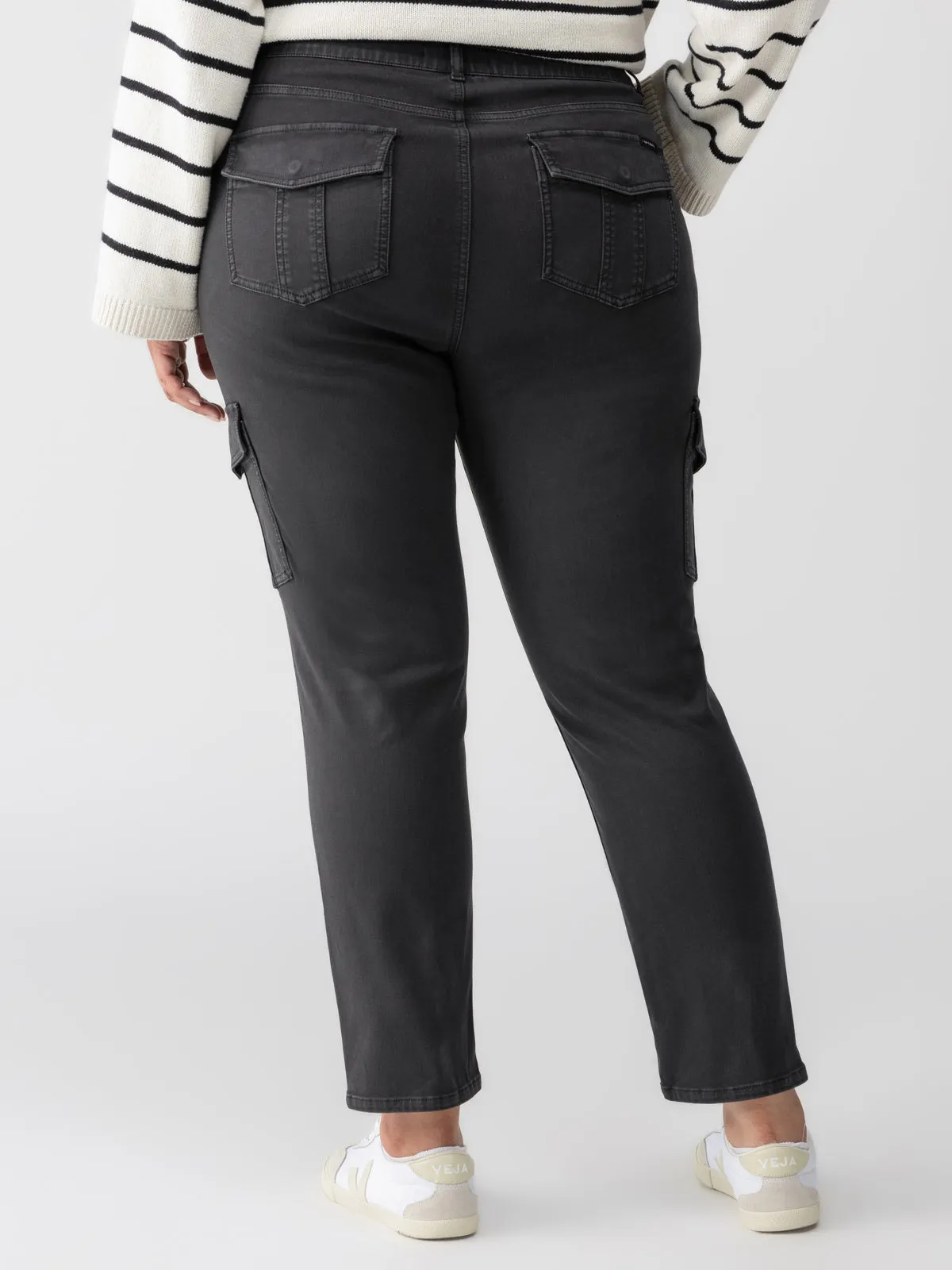 Sculpted Hayden Cargo Standard Rise Pant Black Extended Sizing