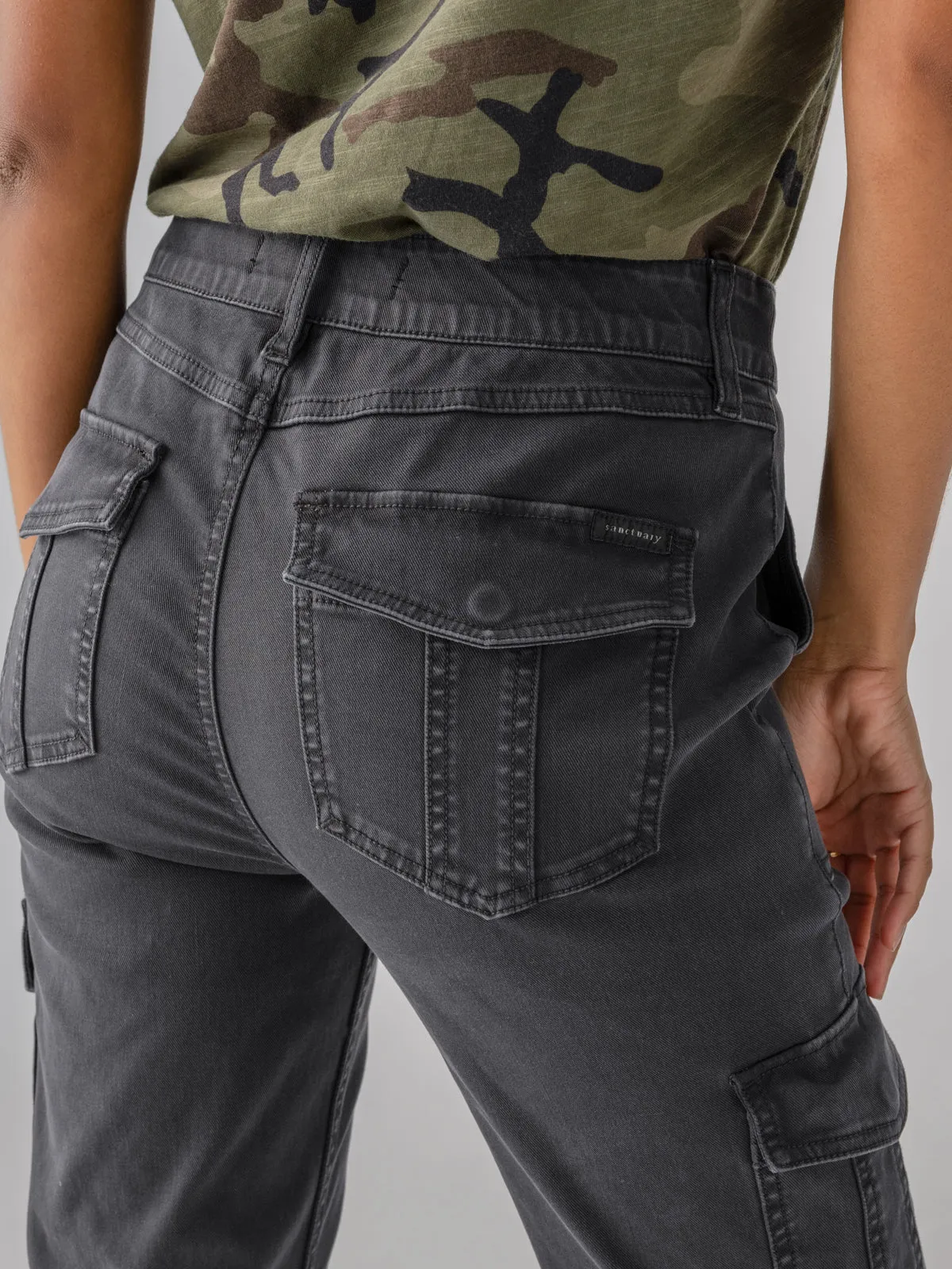 Sculpted Hayden Cargo Standard Rise Pant Black