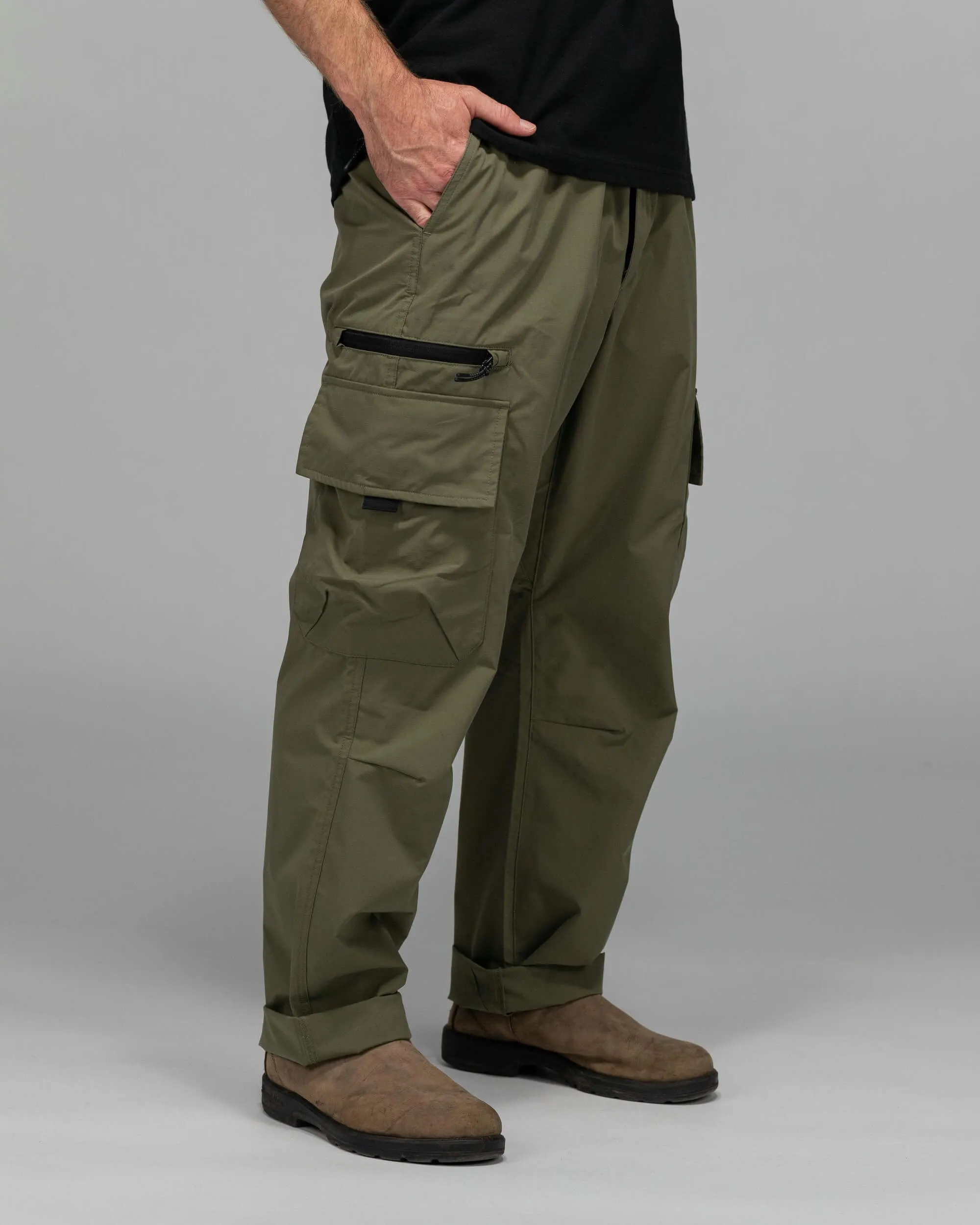 Shore Tech Cargo Pants - Olive