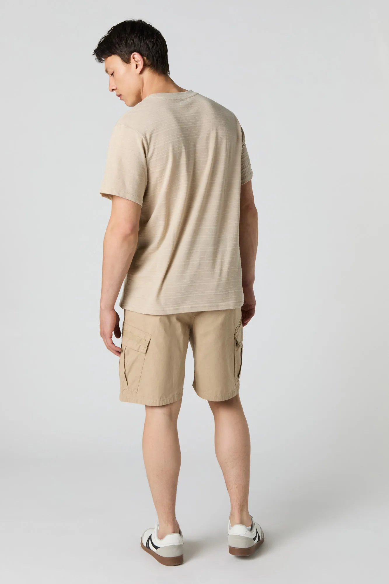 Short cargo à taille coulissante avec fermeture à glissière