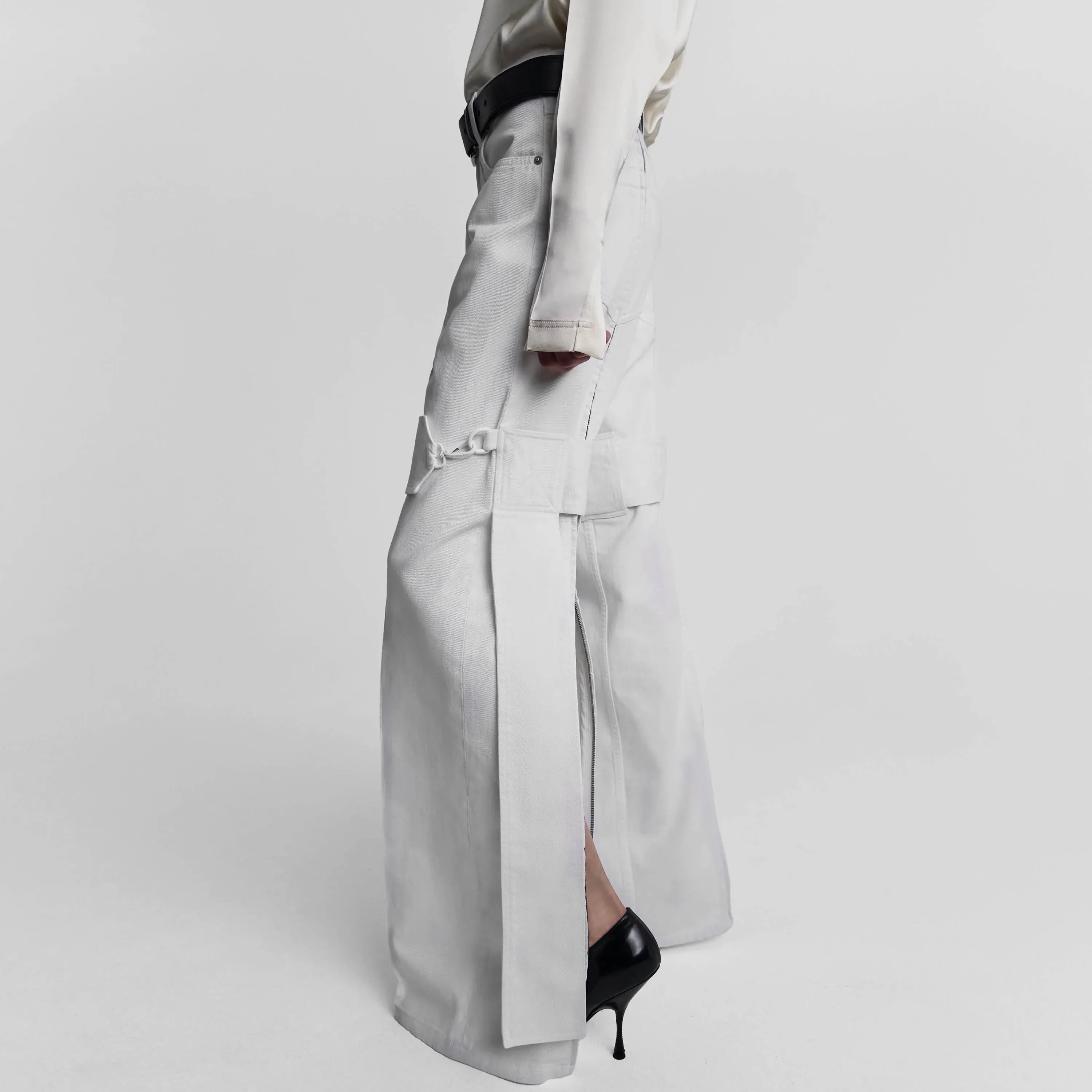 STRAP JEANS | chalk white denim