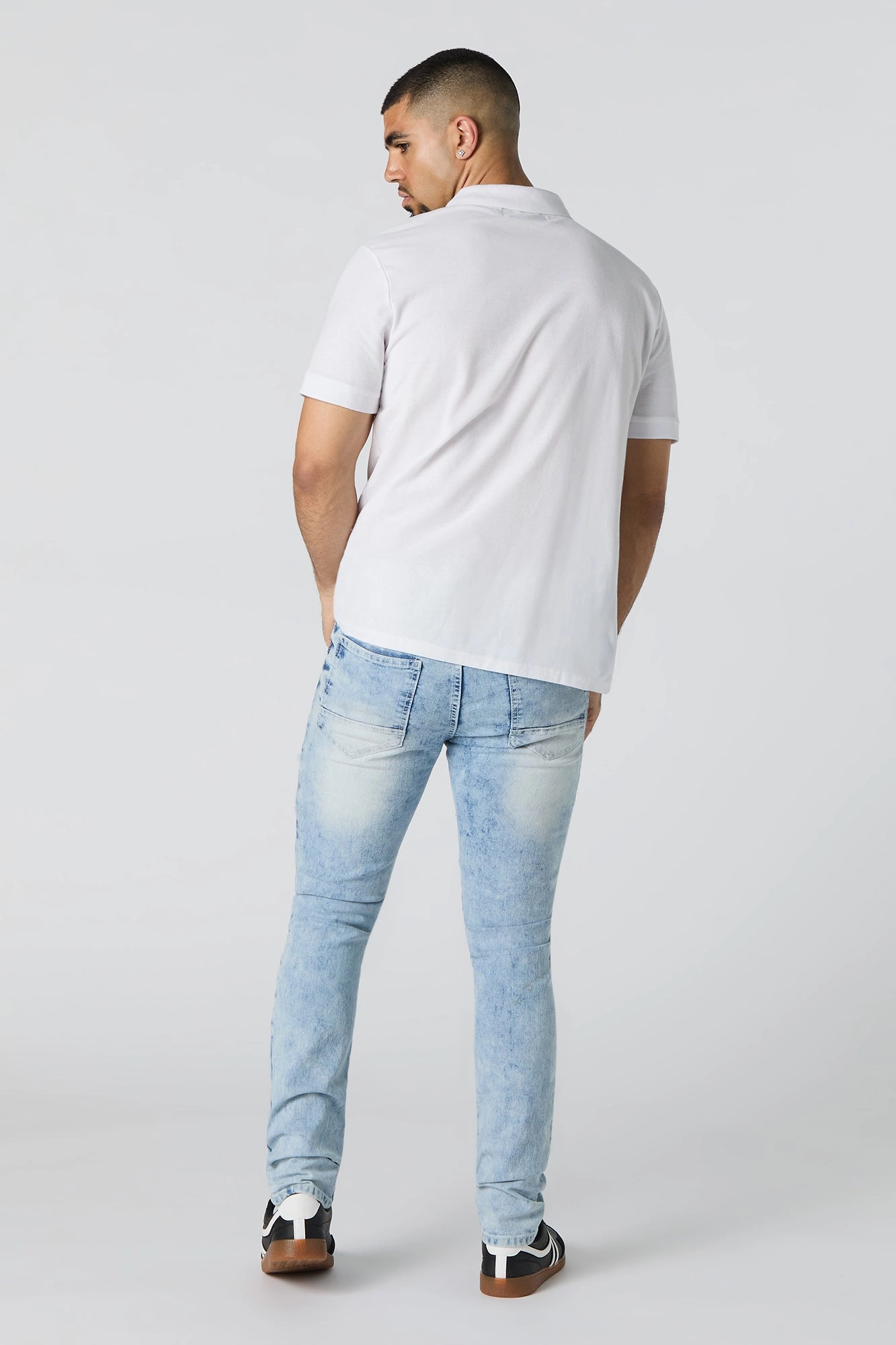 Stretch Frayed Skinny Jean
