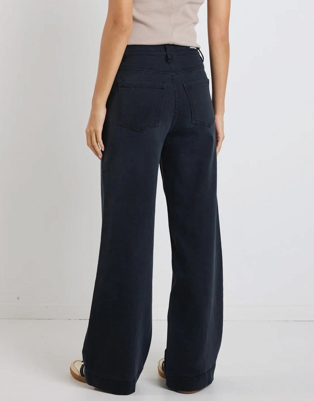 Zoey High Rise Stretch Denim Jean - Black